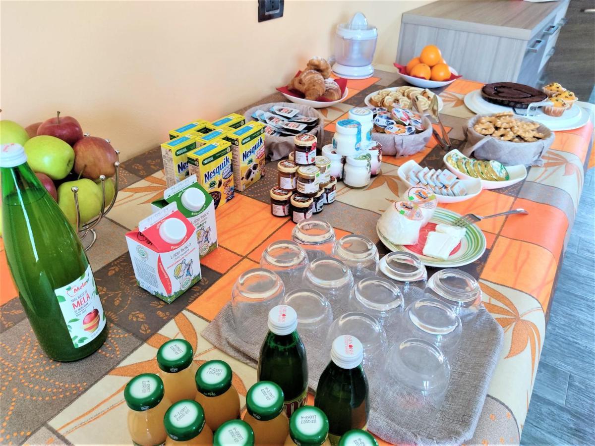B&B Il Germoglio Castione Andevenno Bagian luar foto